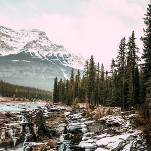 Превью обои водопад, скалы, горы, снег, заснеженный