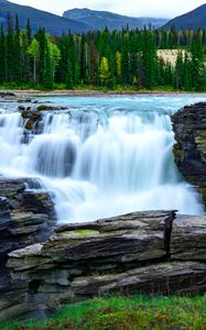 Превью обои водопад, скалы, камни, каменный, деревья