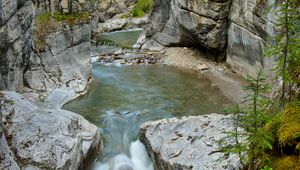 Превью обои водопад, скалы, камни, трава, мох