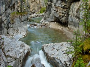 Превью обои водопад, скалы, камни, трава, мох