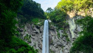 Превью обои водопад, скалы, камни, мох, вода