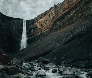 Превью обои водопад, скалы, обрыв, поток, камни