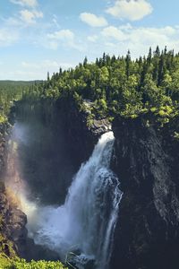 Превью обои водопад, скалы, пейзаж, природа, лес