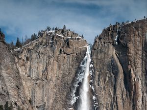 Превью обои водопад, скалы, снег, рельеф