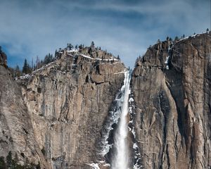 Превью обои водопад, скалы, снег, рельеф