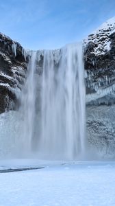 Превью обои водопад, скалы, снег, зима, пейзаж