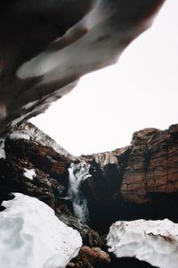 Превью обои водопад, ущелье, снег, скалы