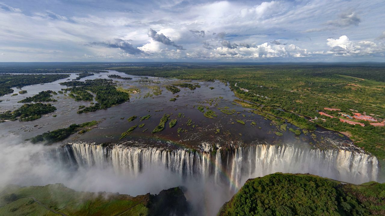 Обои водопад, виктория, африка, обрыв, растительность, радуга, разлом