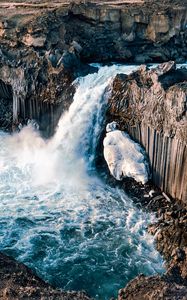 Превью обои водопад, вода, камни, скалы, природа