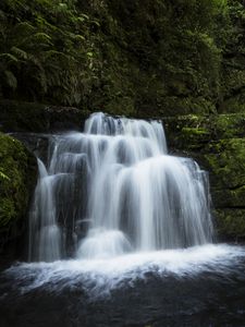 Превью обои водопад, вода, каскад, скала, мох, природа