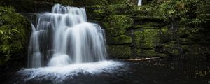 Превью обои водопад, вода, каскад, скала, мох, природа