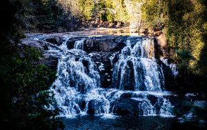 Превью обои водопад, вода, озеро, деревья, природа