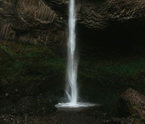 Превью обои водопад, вода, скалы, мох, природа