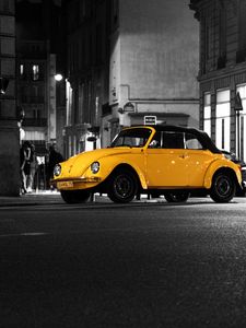Превью обои volkswagen beetle, volkswagen, автомобиль, ретро, стиль, желтый
