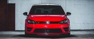 Превью обои volkswagen scirocco, volkswagen, машина, вид спереди, фары