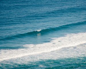 Превью обои волны, море, пена, вода, волнистый