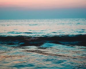 Превью обои волны, море, вода, сумерки, рябь