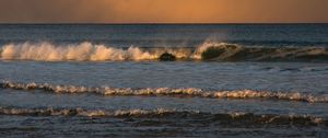Превью обои волны, море, закат, горизонт