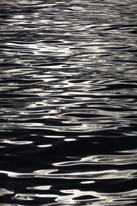 Превью обои волны, рябь, вода, водоем, поверхность