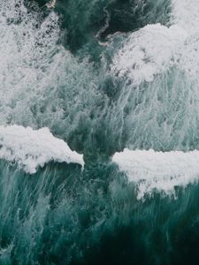 Превью обои волны, вода, море, вид сверху
