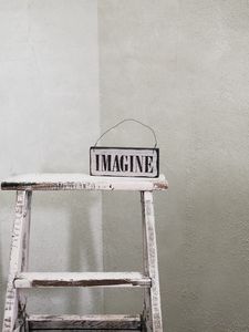 Превью обои воображение, слово, надпись, стул, белый