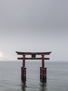 Превью обои ворота, архитектура, вода, море, япония