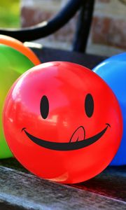 Превью обои воздушные шарики, улыбка, смайлик, разноцветный