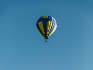 Превью обои воздушные шары, разноцветный, небо, полет