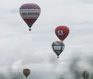 Превью обои воздушные шары, шар, разноцветный, полет