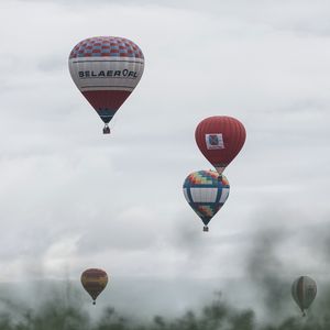 Превью обои воздушные шары, шар, разноцветный, полет