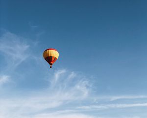 Превью обои воздушный шар, полет, небо