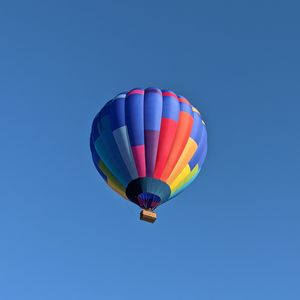 Превью обои воздушный шар, разноцветный, небо, полет