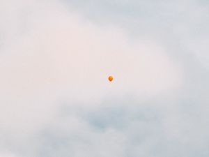Превью обои воздушный шарик, небо, облака, полет, высота