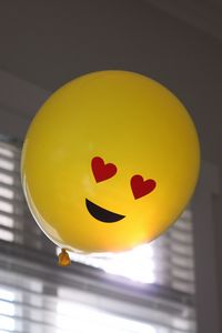 Превью обои воздушный шарик, смайлик, улыбка, счастье, любовь
