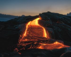 Превью обои вулкан, лава, огненный, плавление