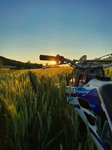 Превью обои yamaha, мотоцикл, байк, лучи