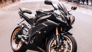 Превью обои yamaha r6, yamaha, мотоцикл, байк, черный, вид сбоку