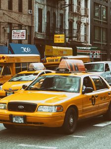 Превью обои yellow traffic, nyc, taxi, улца