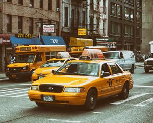 Превью обои yellow traffic, nyc, taxi, улца