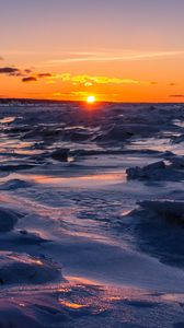 Превью обои закат, лед, море, берег, сумерки