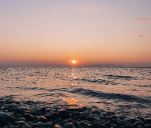 Превью обои закат, море, пляж, волны, вода, солнце, сумерки