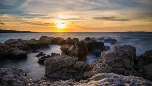 Превью обои закат, море, скалы, вода, пейзаж