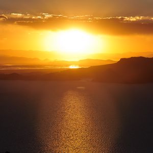 Превью обои закат, море, солнечный свет, горизонт, небо