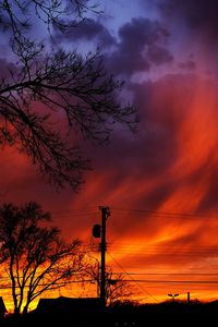 Превью обои закат, небо, облака, силуэт, деревья, провода, вечер