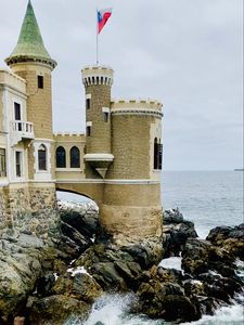 Превью обои замок, башни, архитектура, камни, море, вода