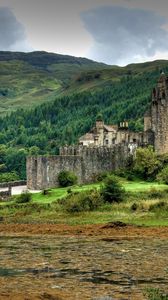 Превью обои замок, горы, лес, деревья, мост, озеро, шотландия