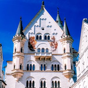 Превью обои замок нойшванштайн, бавария, германия, замок, крепость, архитектура, эстетика, фасад
