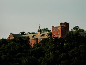 Превью обои замок, здание, архитектура, деревья