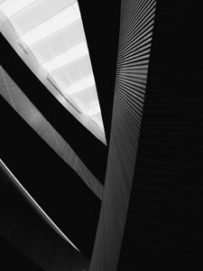 Превью обои здание, архитектура, вид снизу, черно-белый, чб