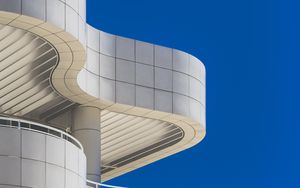 Превью обои здание, балконы, волны, белый, архитектура